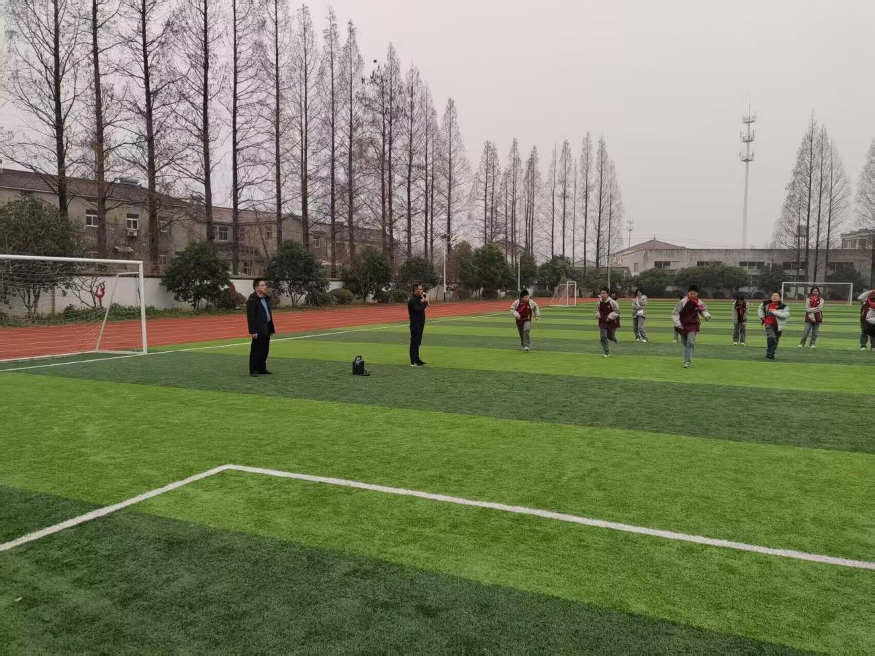 1-8周开课新闻报道_html_m9e5946.jpg