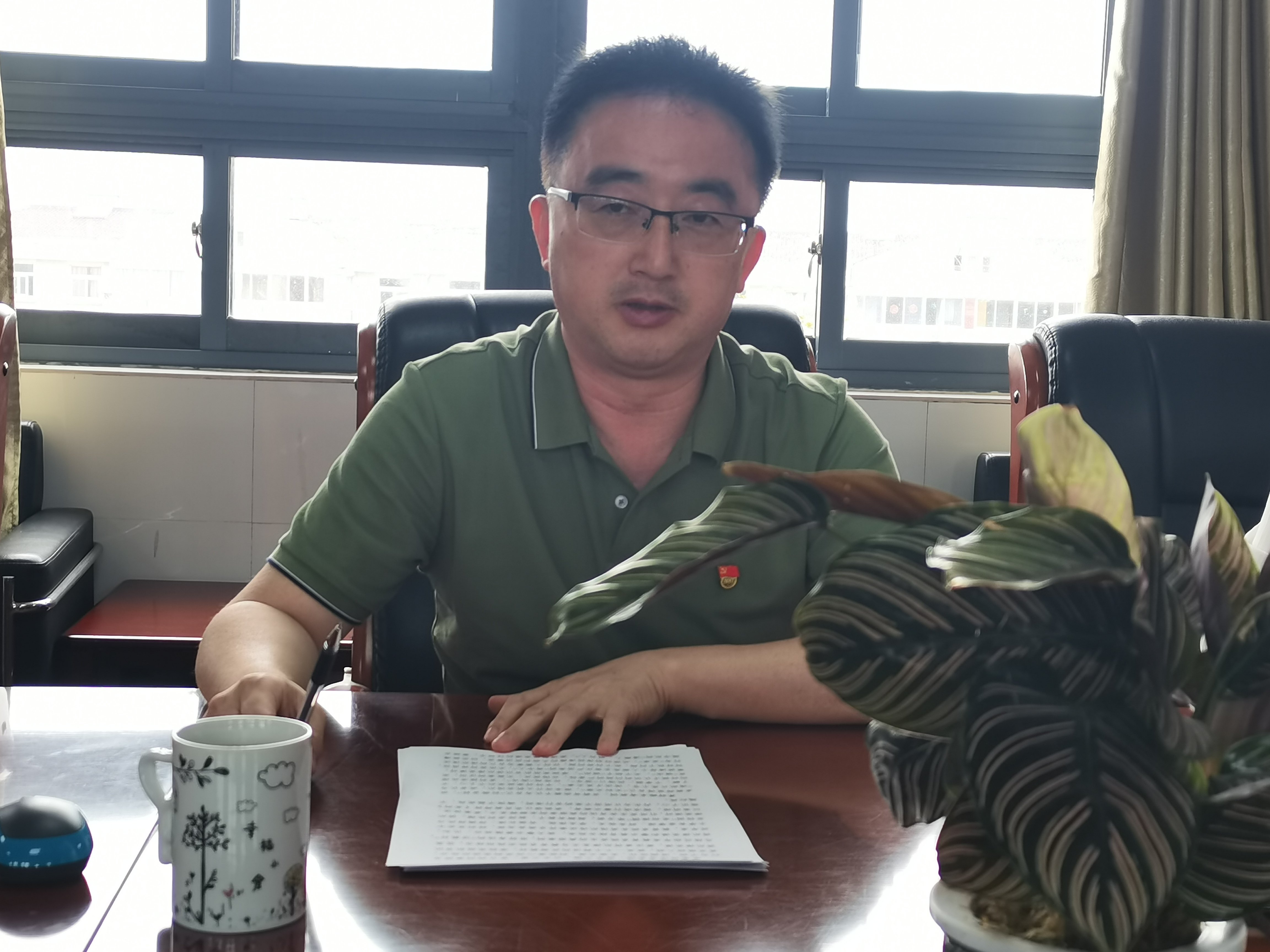 严守纪律底线 共筑校园清风_html_m368f2e99.jpg