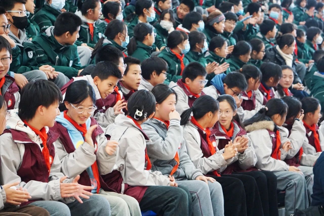 【尊荣营中】种下一颗科学的种子——校园科技节、你我共参与  ——营防中学与南师附中仙林学校开展挂钩结对科技文化主题活动