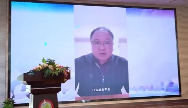 誓师大会_html_48574a19.jpg