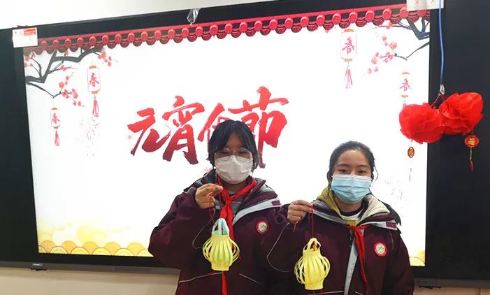 灯笼吐艳映新春  细品元宵度佳节_html_3fb46ec.jpg
