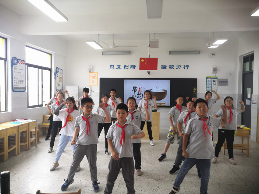 210602石埠桥小学五年级开展汉字文化节活动图片3.jpg