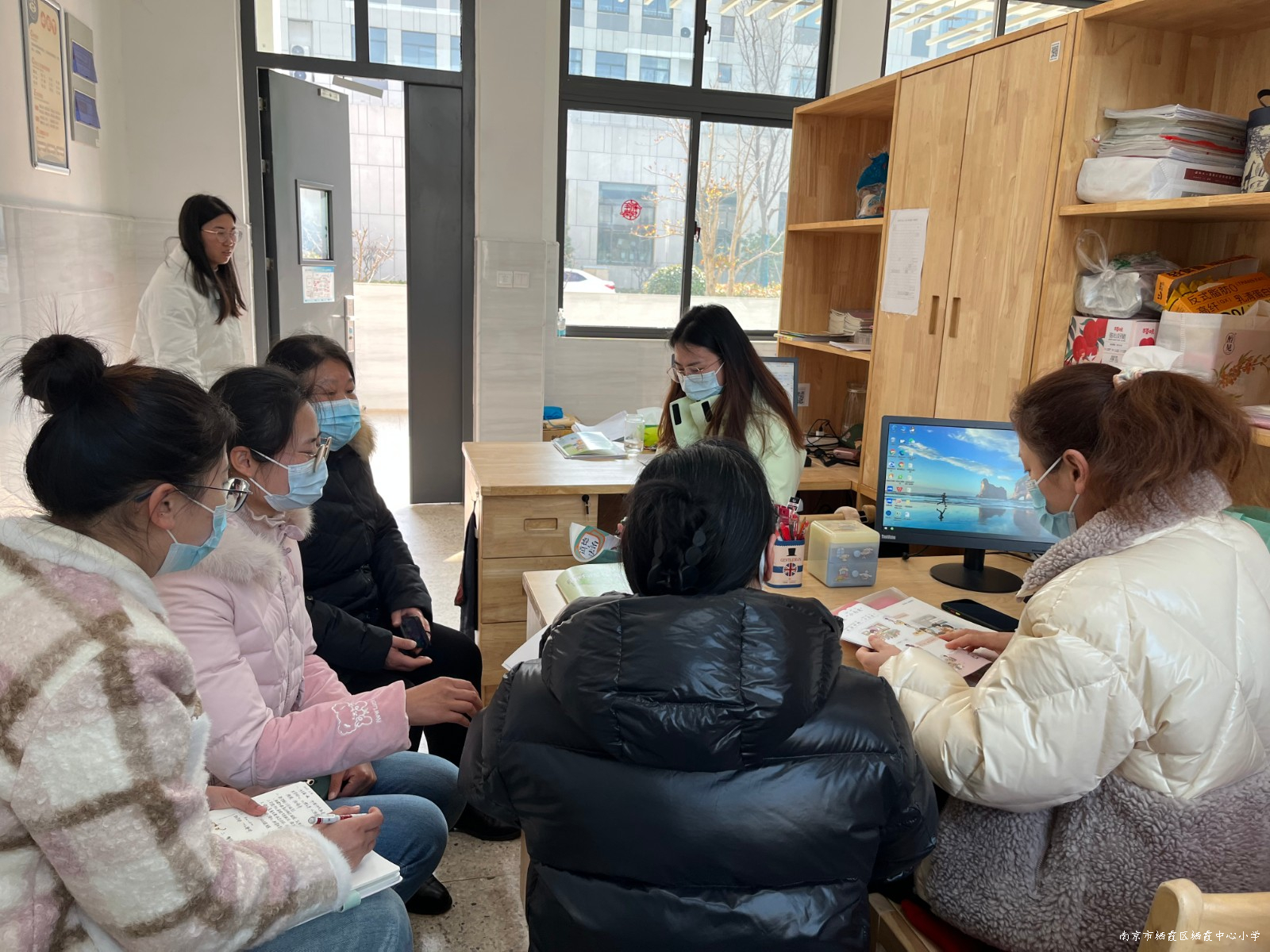 230204石小道德与法治学科开展集体备课系列（一）.jpg
