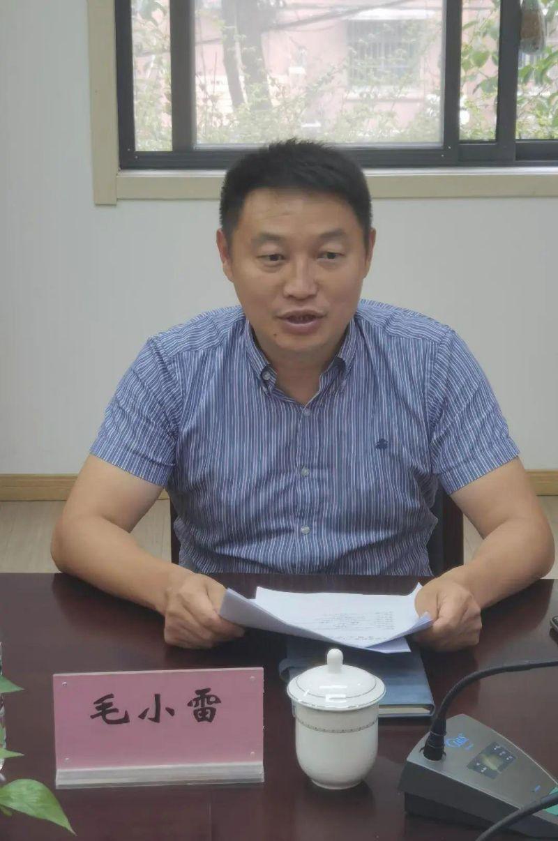 为扎实推进我校规划课题研究步伐_html_3e48a607.jpg