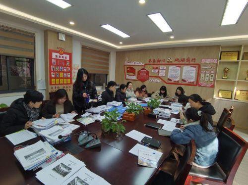 虎越雄关踪影去_html_m23052dbc.jpg