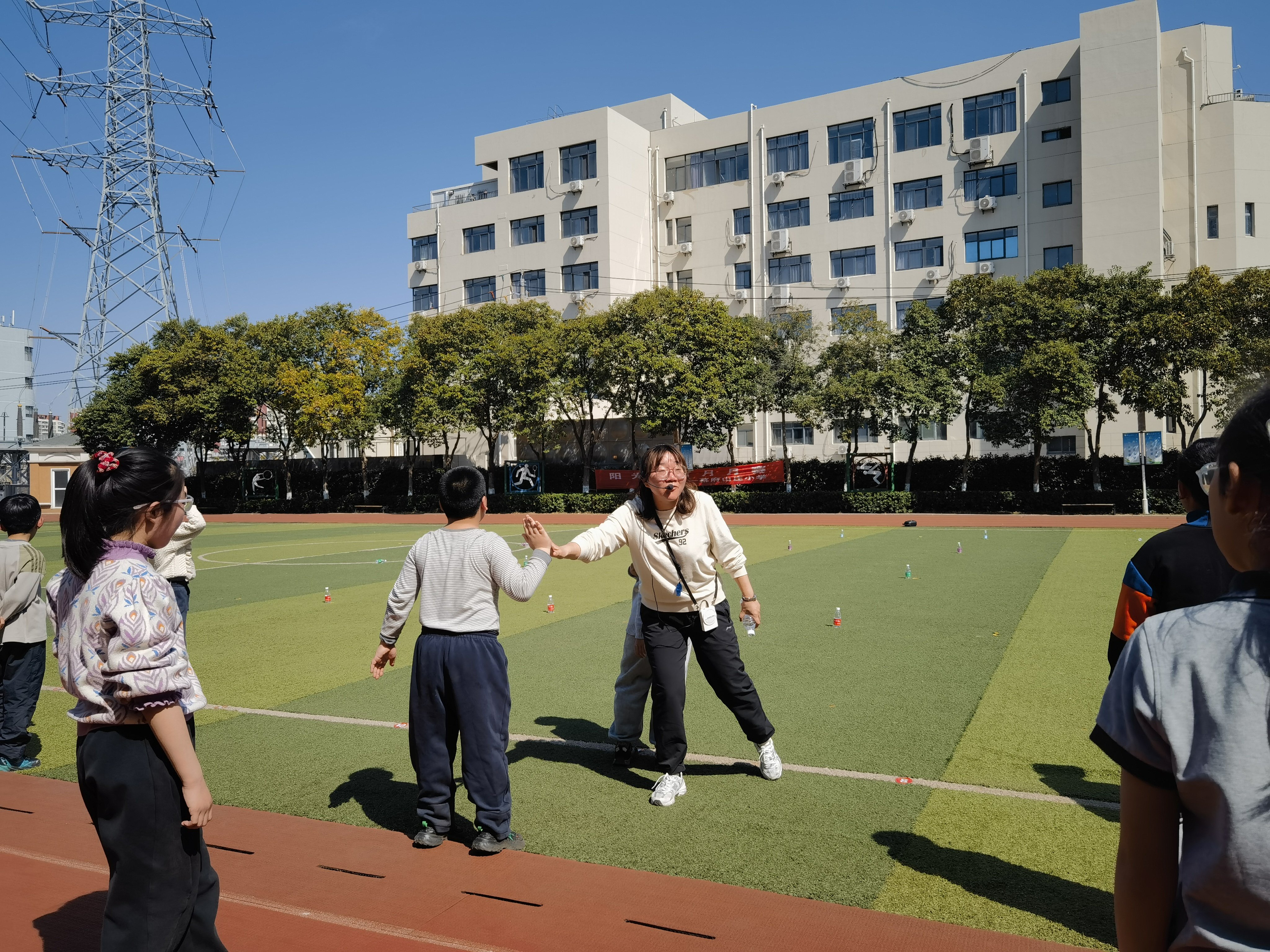 2.核心素养下小学田径课堂教学研讨新闻稿一 - 副本_html_4ec91ac7.jpg