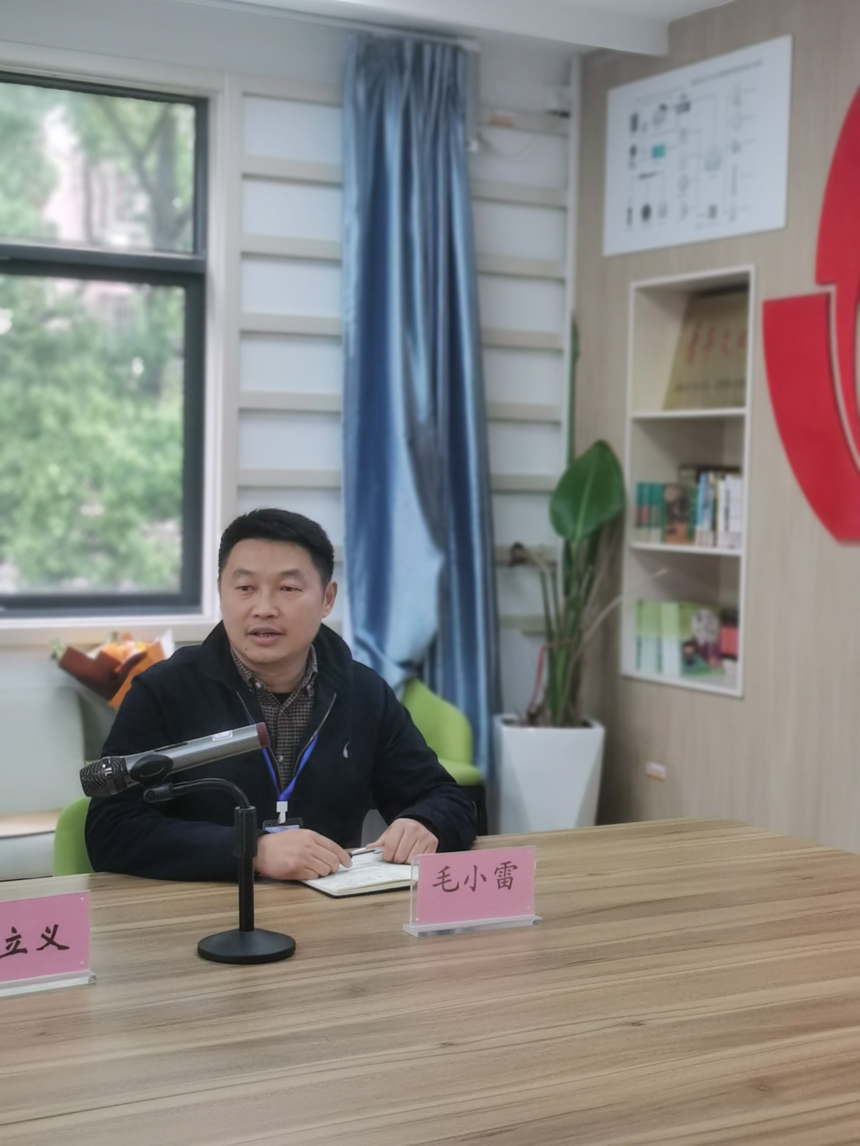 修改【励进幕小 至真科研】幕府山庄小学邀请特级教师金立义开展主题讲座(1)_html_53764e8f.jpg