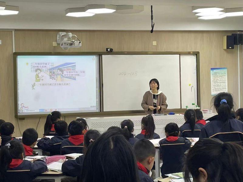 二年级家长会报导_html_m5db09872.jpg