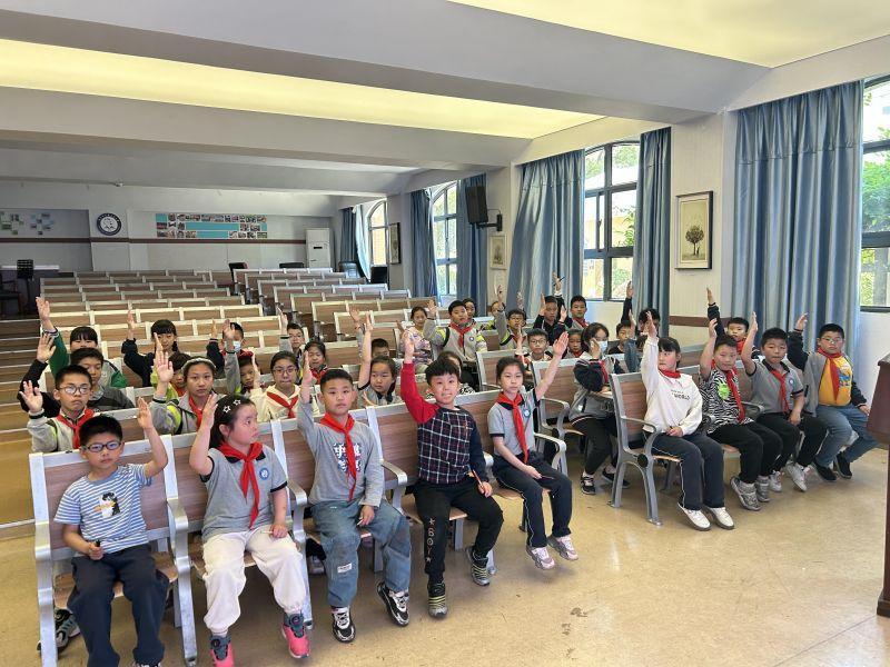 新闻稿(1)_html_7b99c1db.jpg