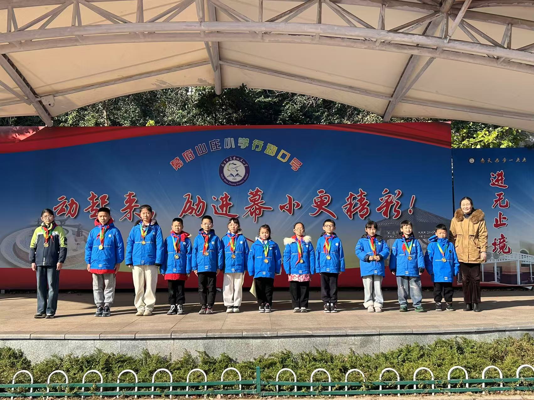 新闻稿(2)_html_47250f82.jpg
