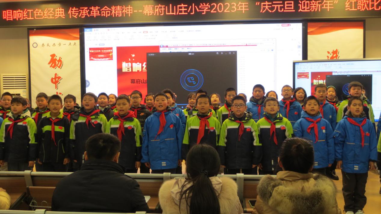 唱响红色经典 传承革命精神 红歌报道_html_m3be8a75f.jpg