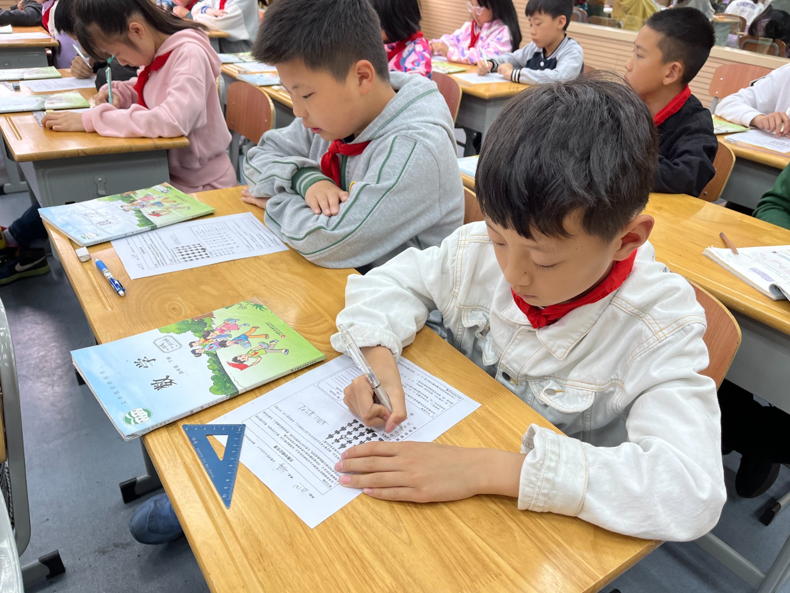 图片3.JPG