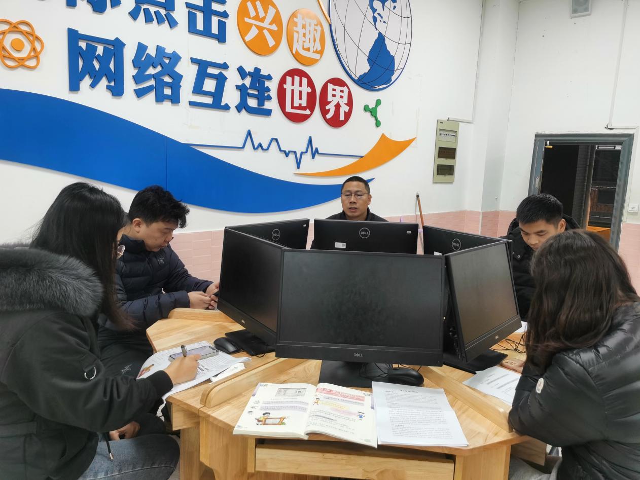 追逐光 靠近光 成为光_html_m75aaf1e5.jpg