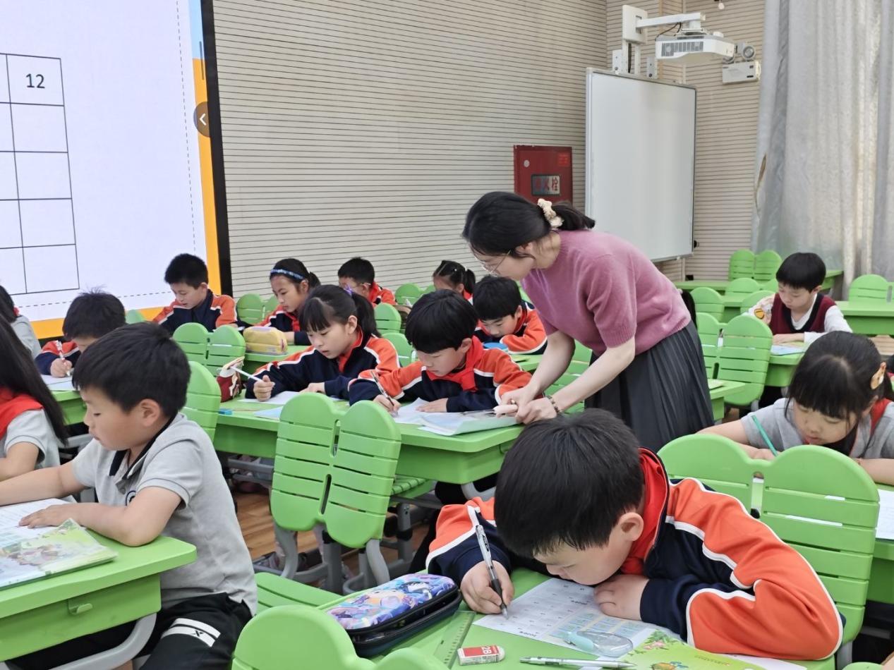 融合古今智慧 探索时间奥秘_html_556146ed.jpg