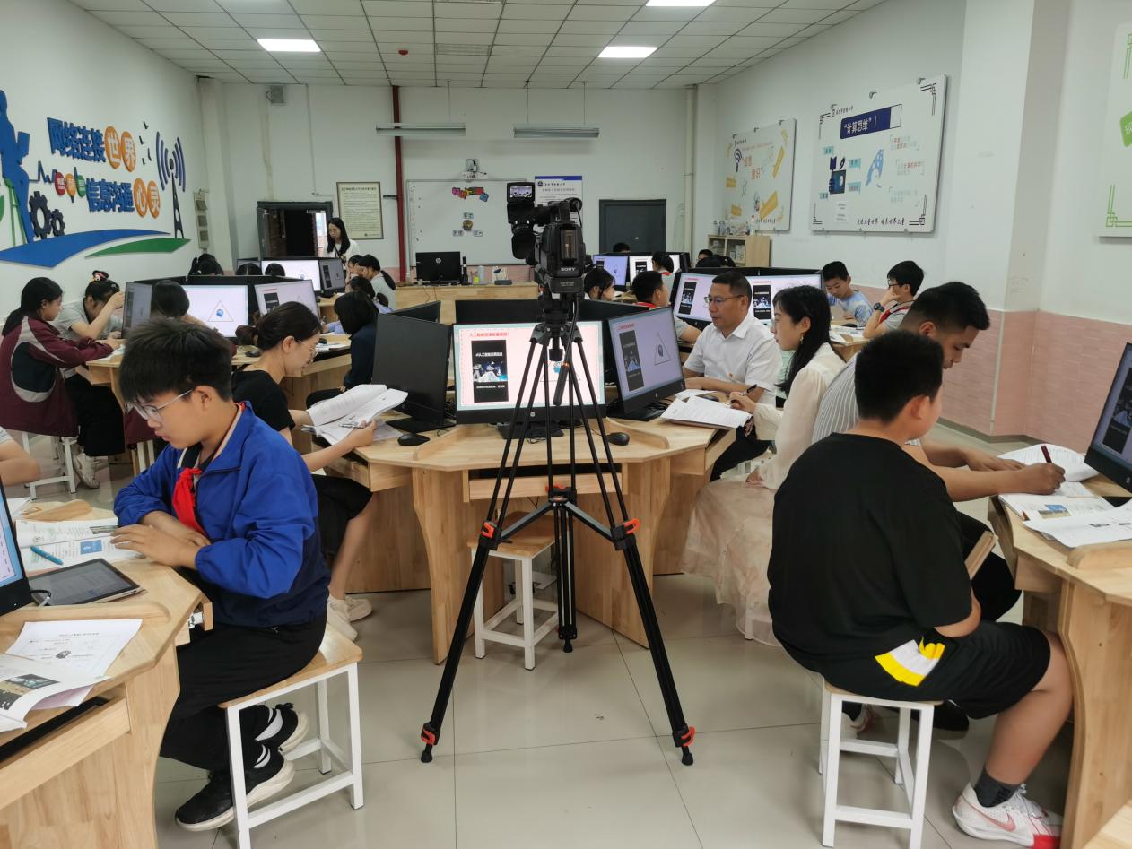 新闻稿_html_3ca1ba4d.jpg