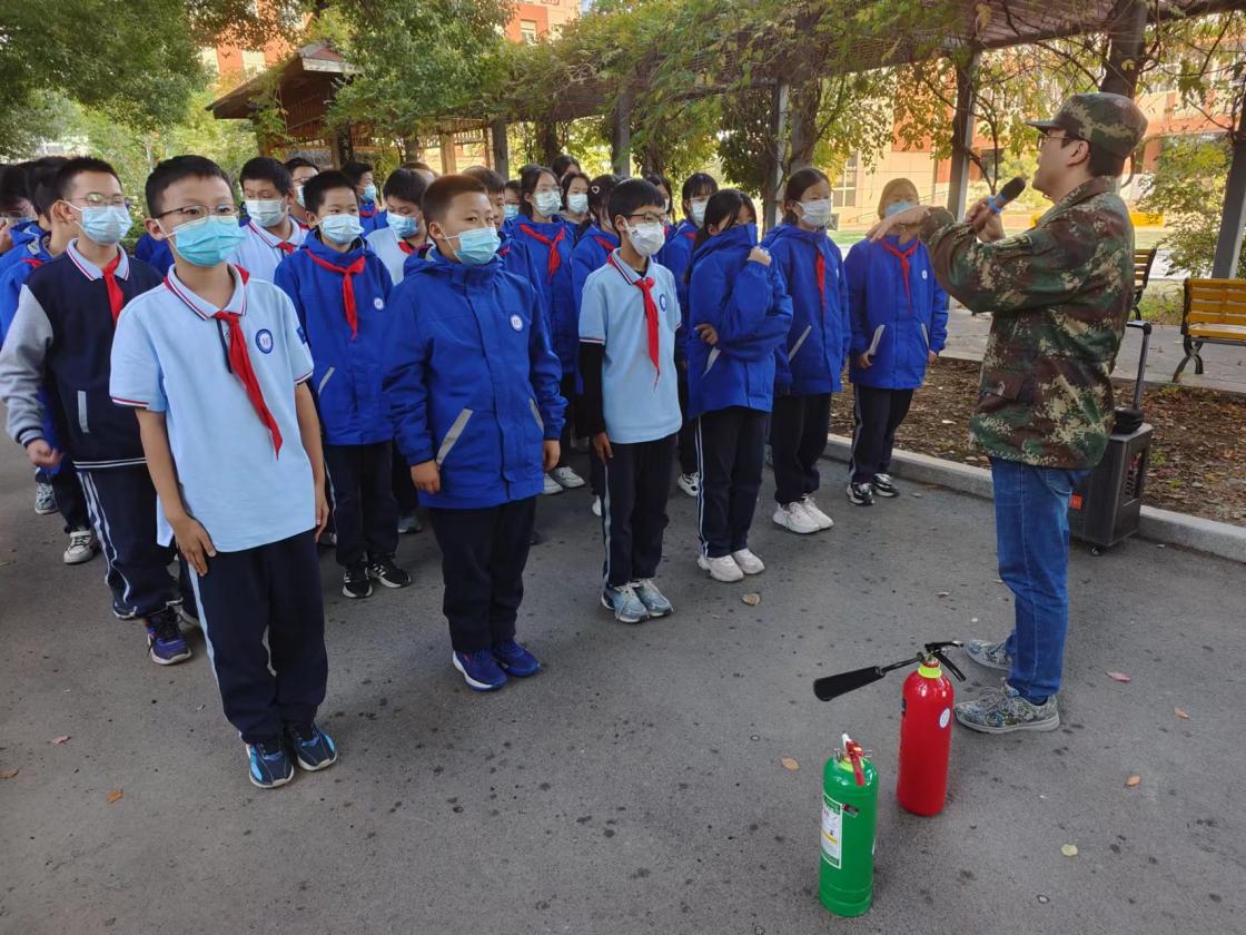 消防演练新闻稿_html_m62b0af52.jpg