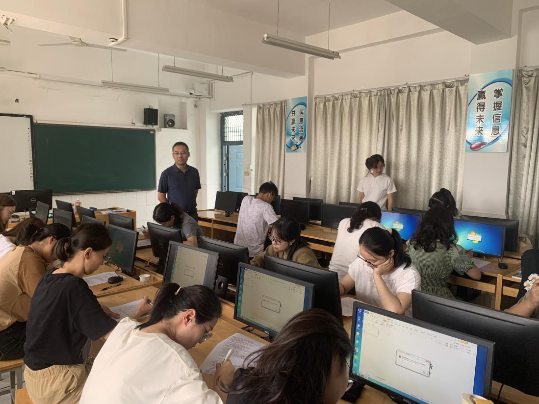 2023年青年教师培训会新闻稿（初稿）_html_6f987e28.jpg