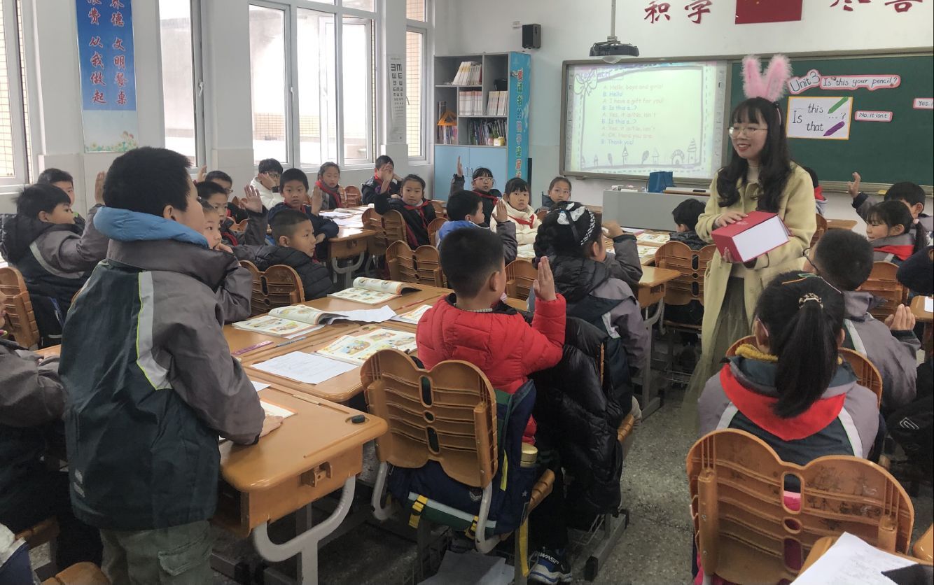 陈可欣上课照2.jpg