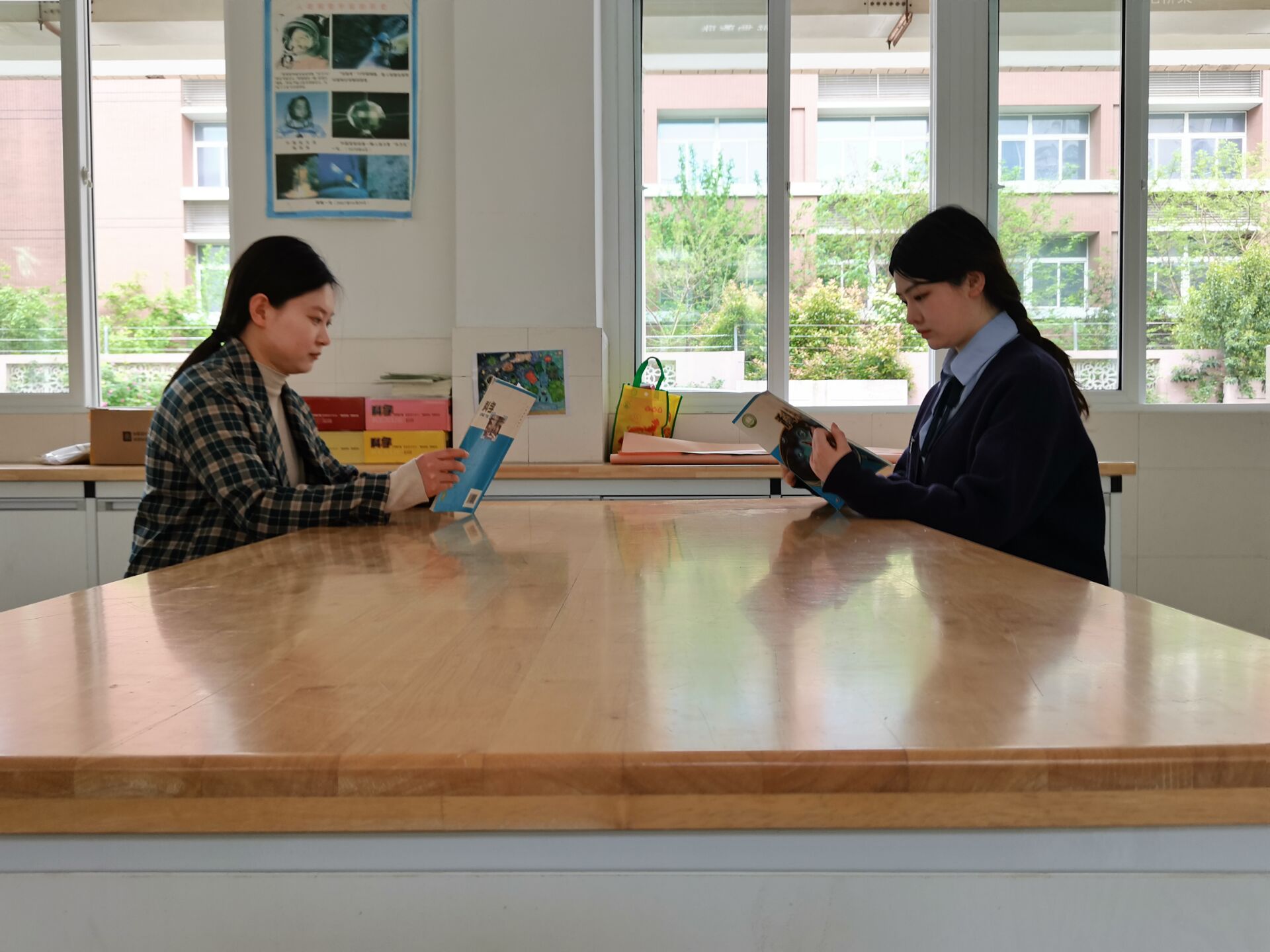 科学组.jpg