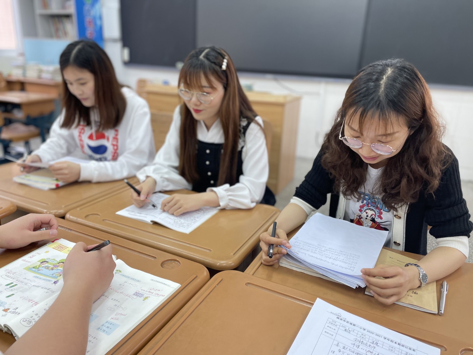 数学组.jpg