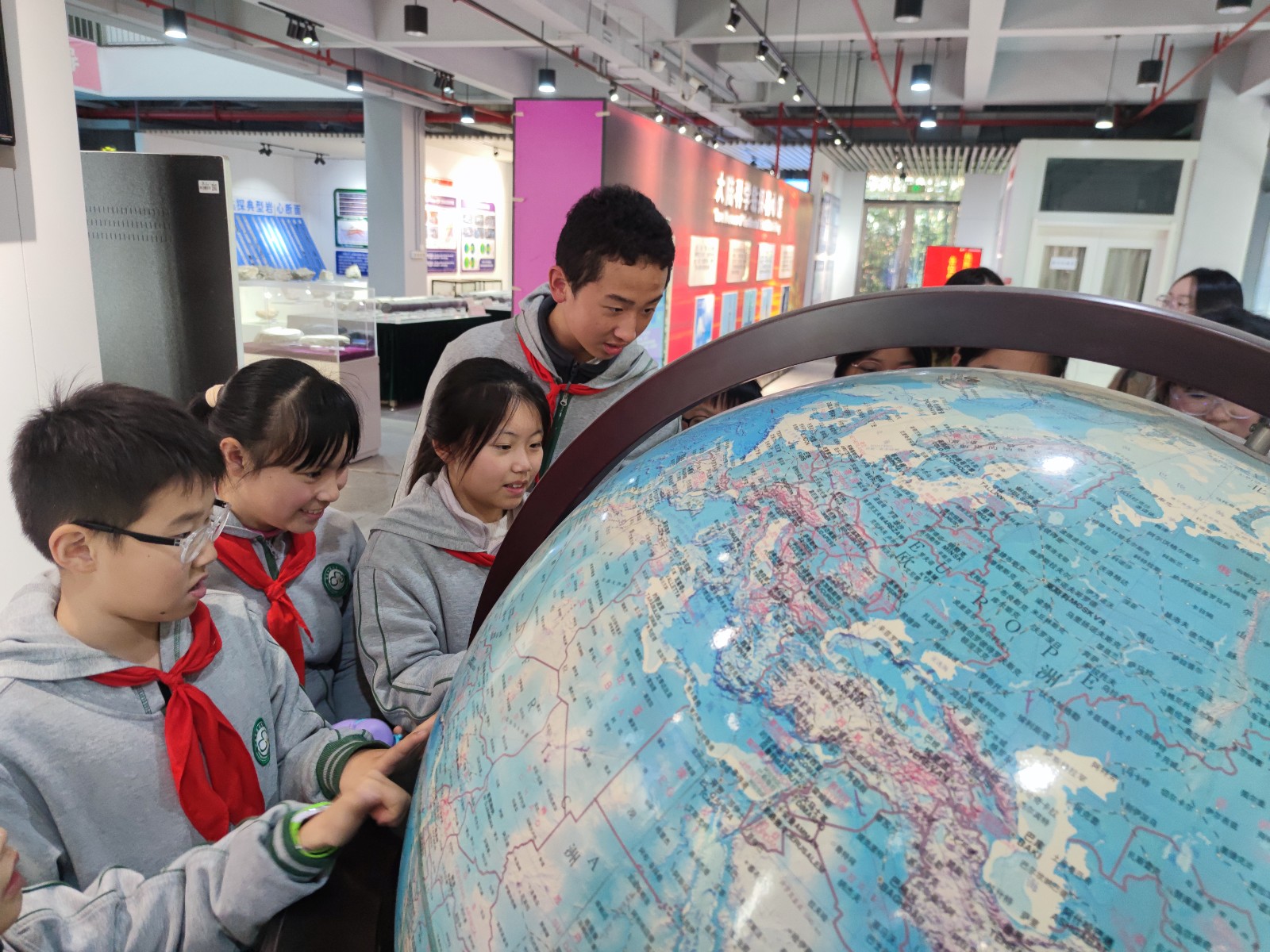 微信图片_20251126163723_39_2.jpg 微信图片_20251126163723_39_2.jpg