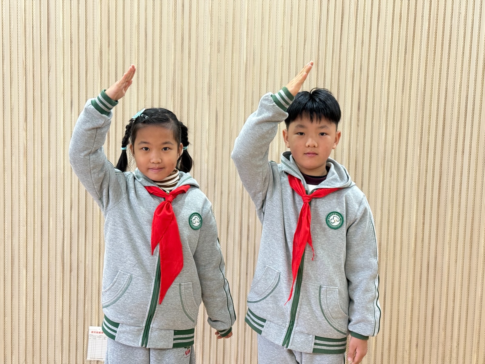 升旗手.JPG 升旗手.JPG