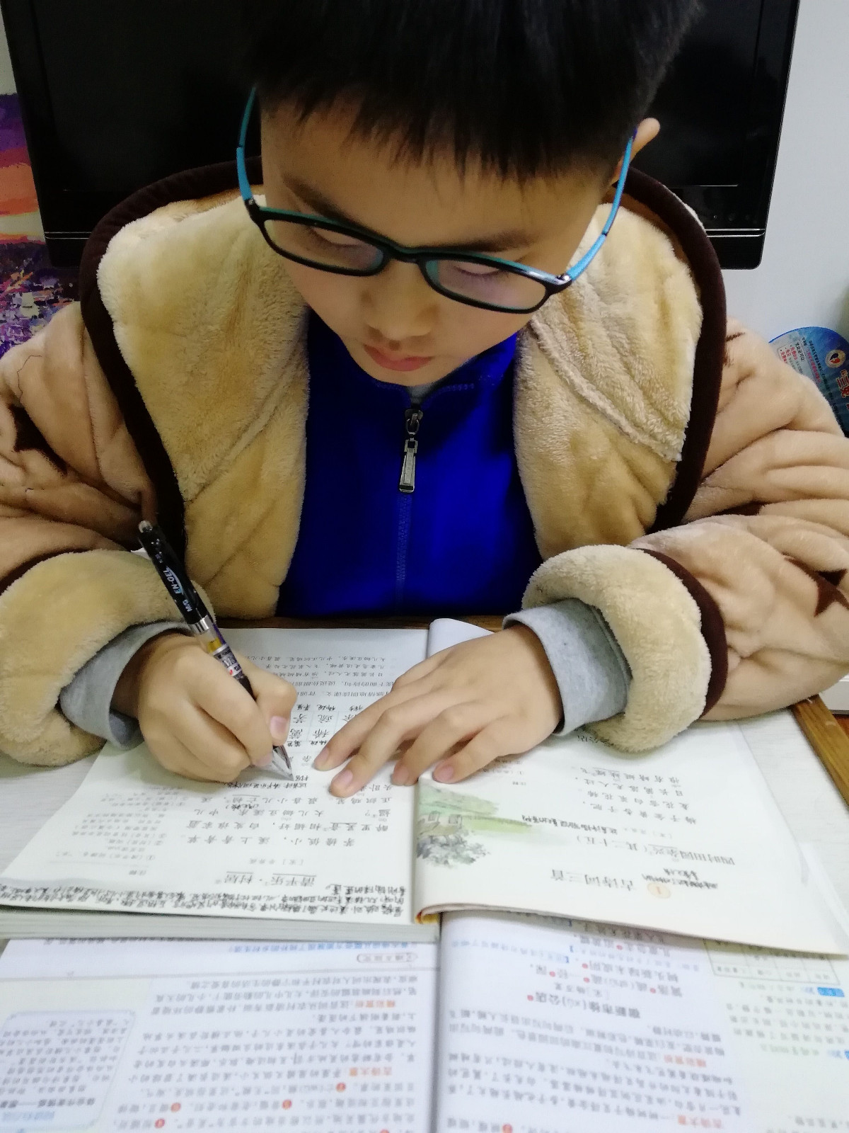 四3班朱秦乐.jpg