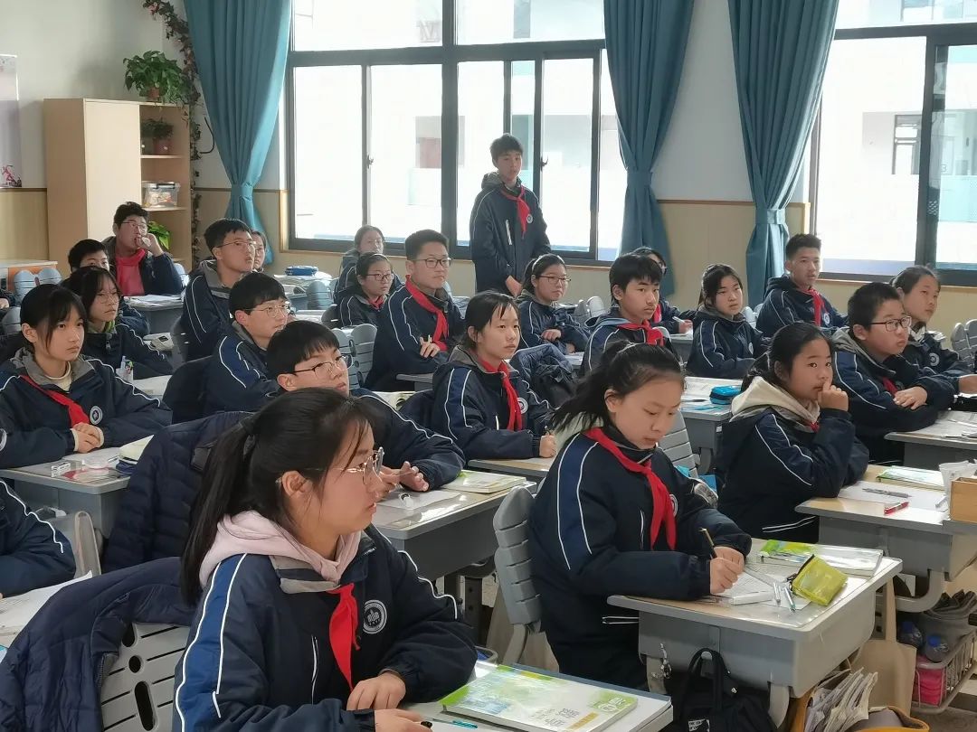 金陵浦口学校金中集团教研_html_m5fff9df8.jpg