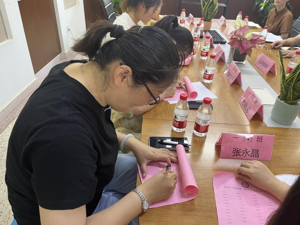 均衡分班促公平  阳光启航促成长_html_m7df959ac.jpg