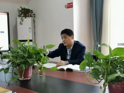 精心 细心 爱心，静待花开_html_267f29bf.jpg