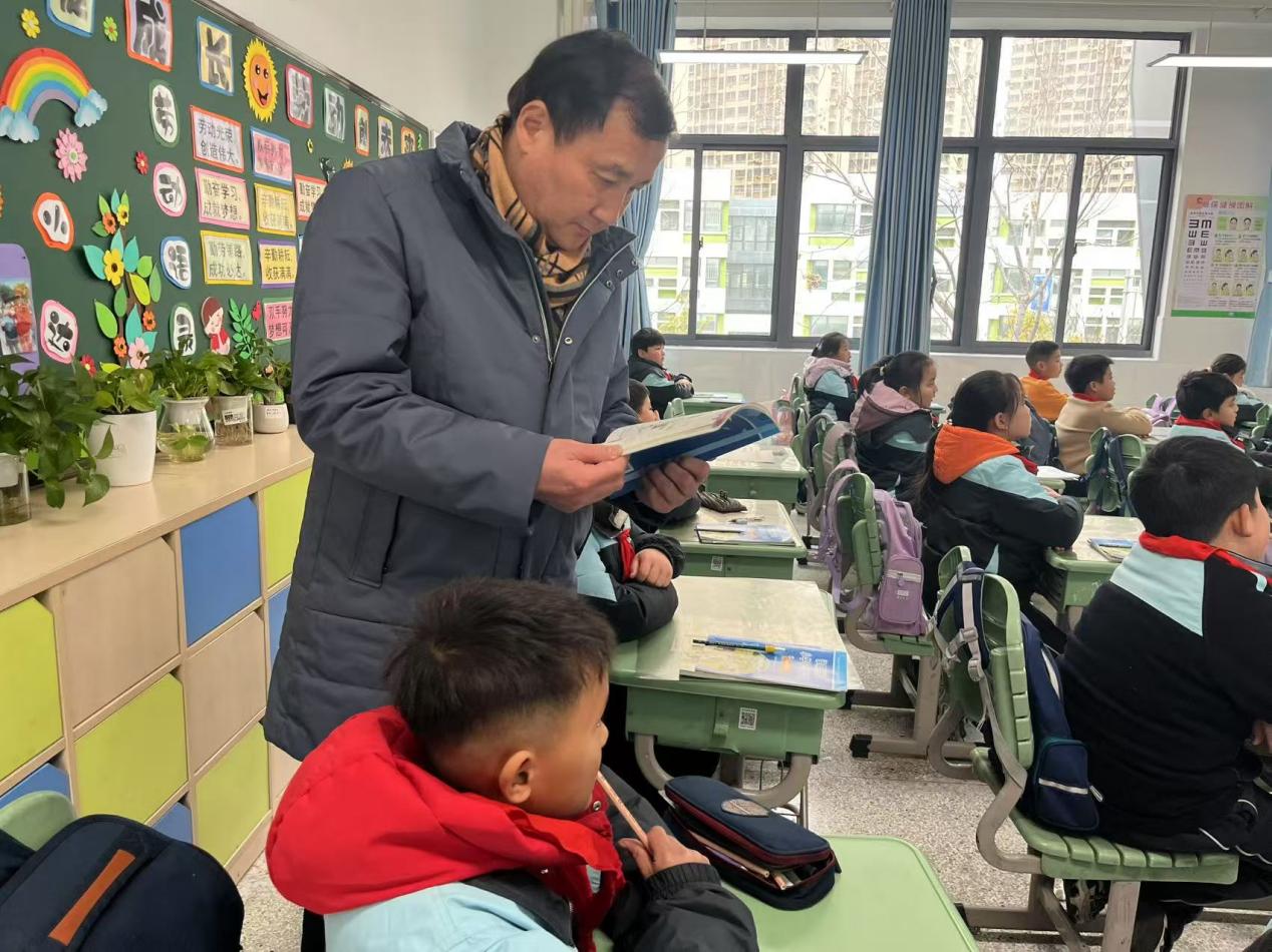 【正学·丁三】开学扬帆启新途，精准督导稳护航(1)_html_f47cf0e.jpg
