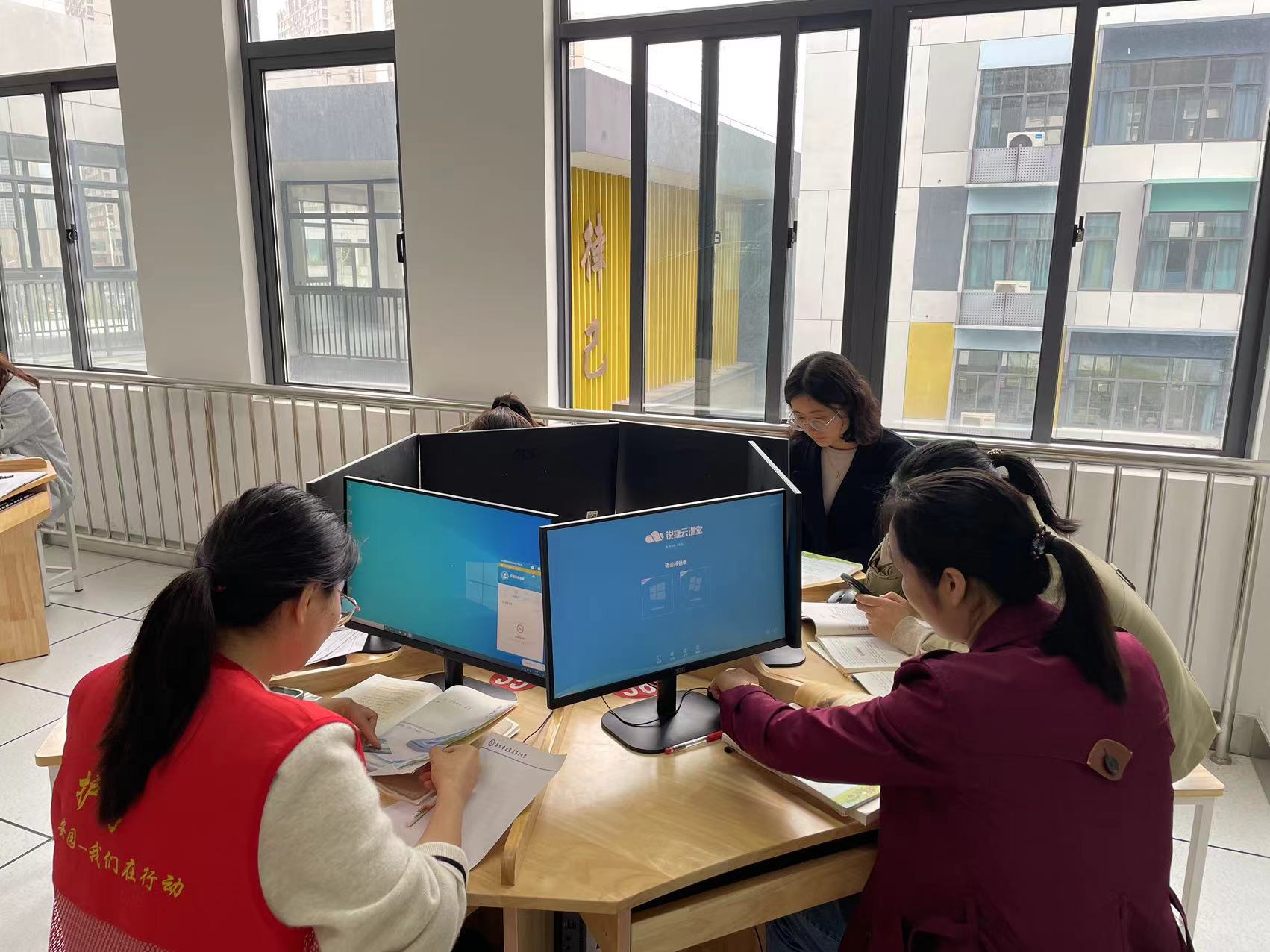 【正学丁三·教学】“聚”集体智慧 “备”精彩课堂——南京市丁家庄第三小学语文组集体备课活动侧记_html_m7a326656.jpg