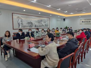 3.9第三届家长委员会会议侧记_html_64b93686.jpg