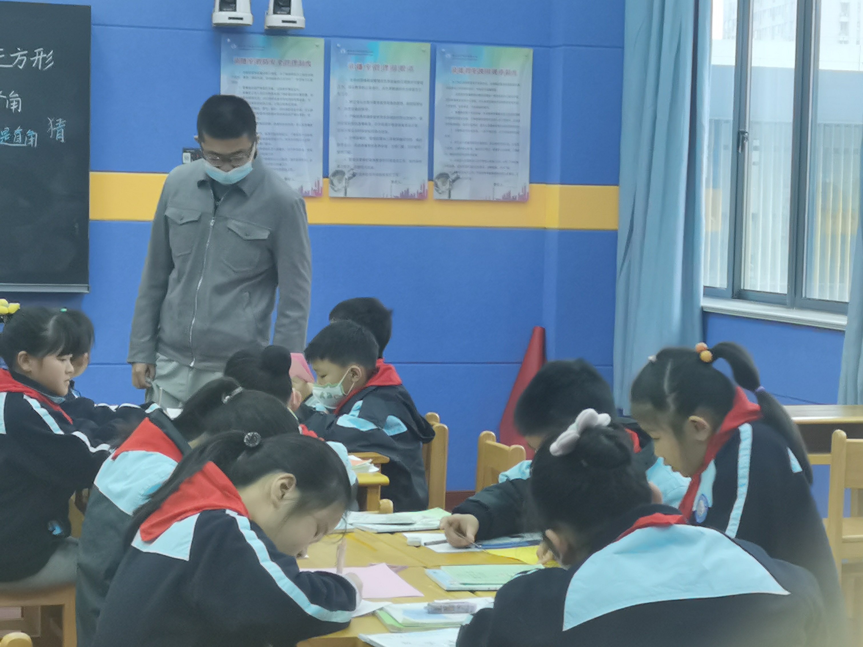 【正学丁三】同课异构见长短，求同存异探真知(1)_html_66000a8f.jpg