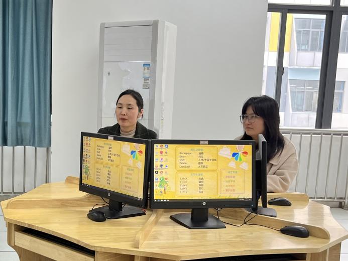 【正学丁三•教学】“印”证文化，“章”显匠心 —— 南京市丁家庄第三小学信息组校本研修活动侧记(1)_html_m7ae48024.jpg