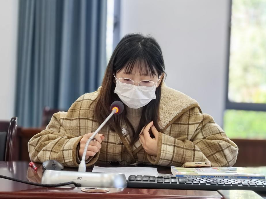 【正学丁三·教科研】聚焦课题申报 助力专业成长——丁家庄第三小学“臻研讲堂”第三期开讲啦！_html_4c7f3ff1.jpg