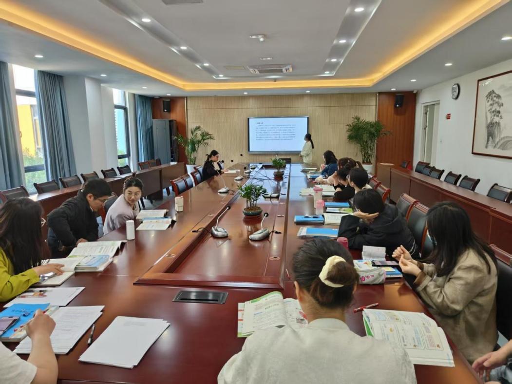 4.8第九周数学教研活动侧记_html_m45604d4d.jpg