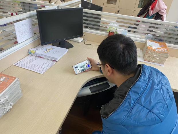 【正学丁三•教学】云端聚焦新课标，专家引领促提升——栖霞区教师发展中心线上语文教研活动侧记_html_7b27aca1.jpg