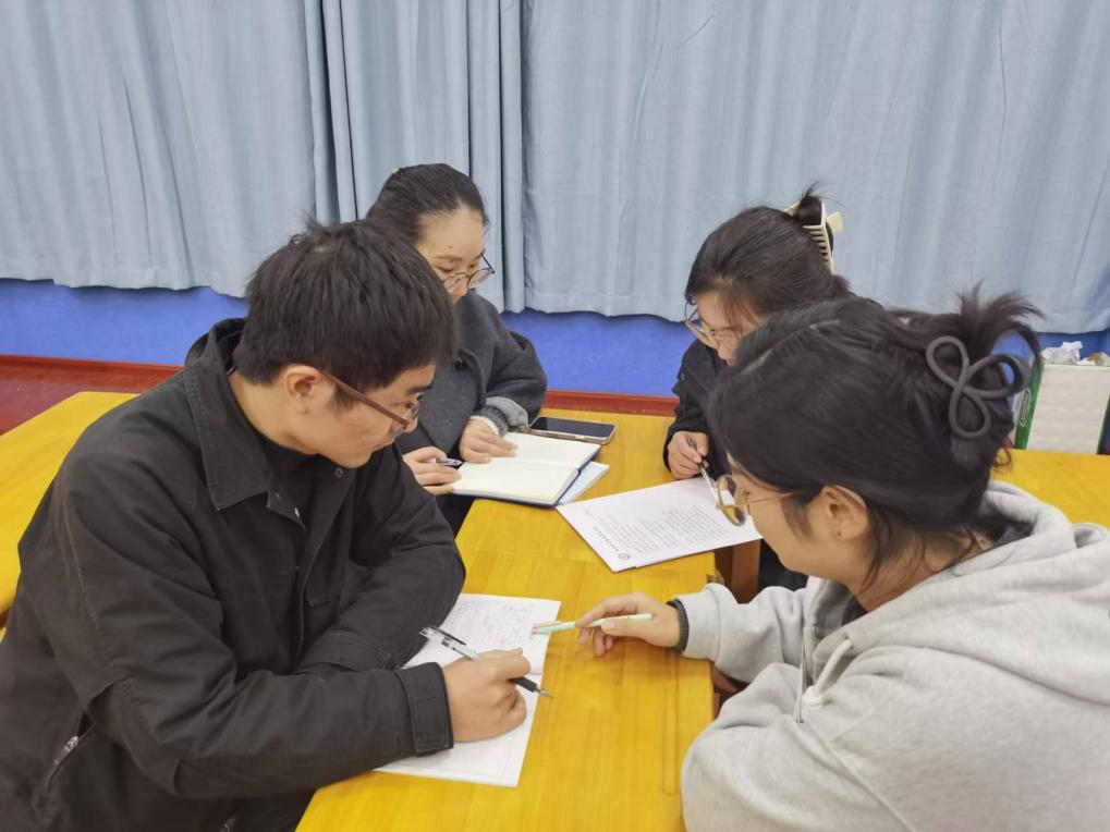 【正学丁三·教学】“劳”以启智，“动”以润心——南京市丁家庄第三小学高年段劳动组集体备课活动侧记_html_c1abb1f.jpg
