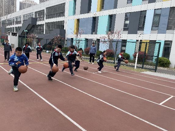 【正学丁三】动感篮球，快乐我秀——丁家庄第三小学“篮球节”活动_html_m754d9de8.jpg