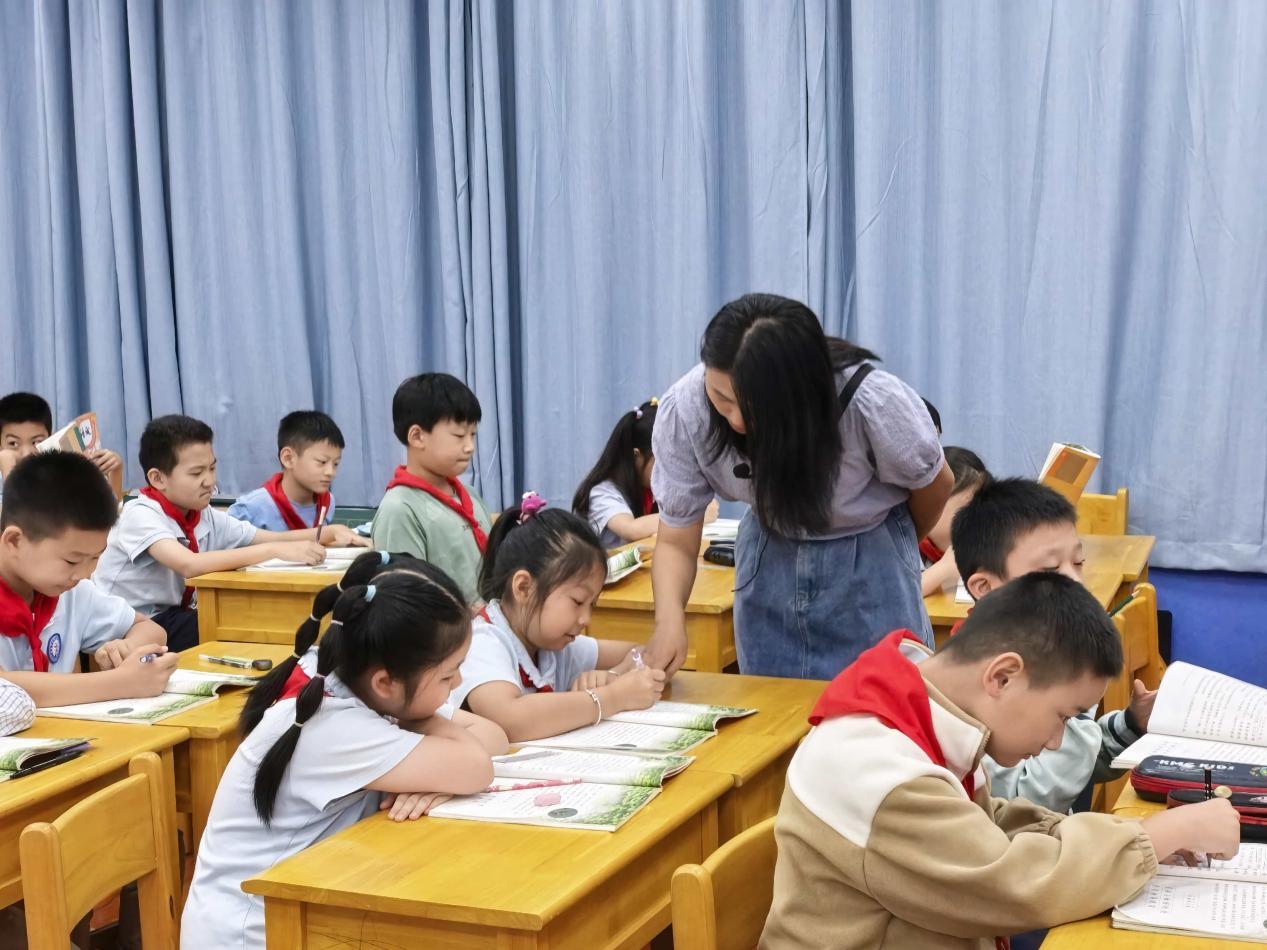 【正学丁三·教学】精研观察之道，共促教学相长(1)_html_m75c036de.jpg