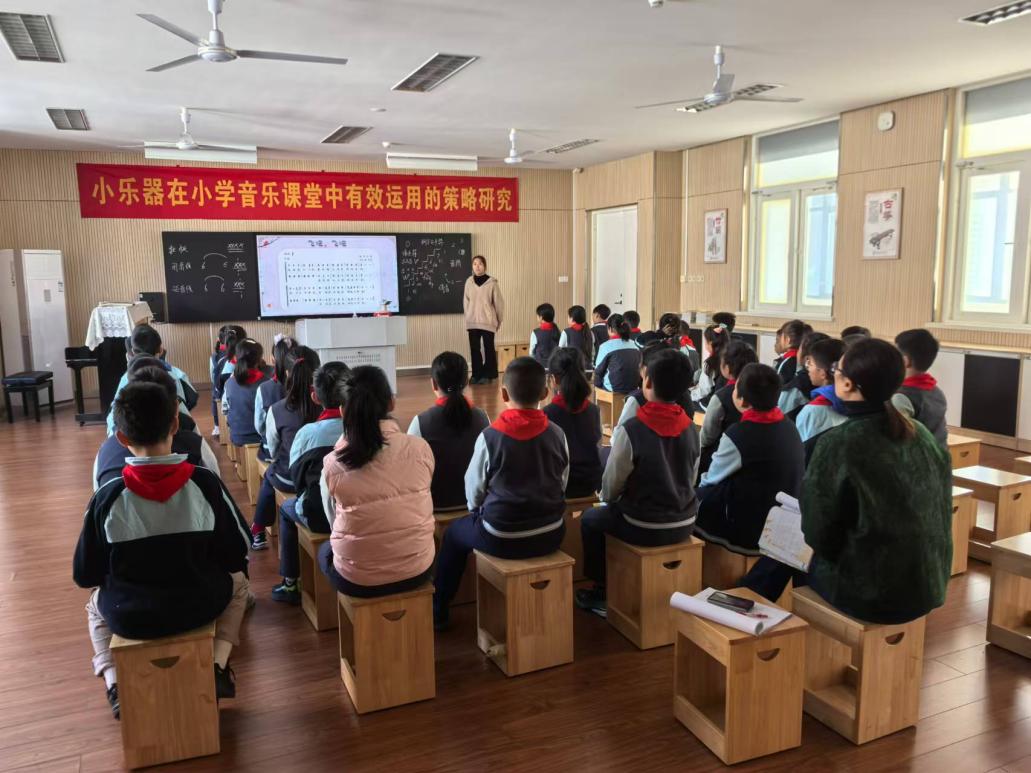 【正学丁三●教学】“视”以促教，“导”以致远——南京市丁家庄第三小学教学视导活动侧记(2)(2)_html_b2d4855.jpg