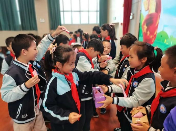 【正学丁三】初心承百年，雏鹰竞未来_html_m69655c3e.jpg