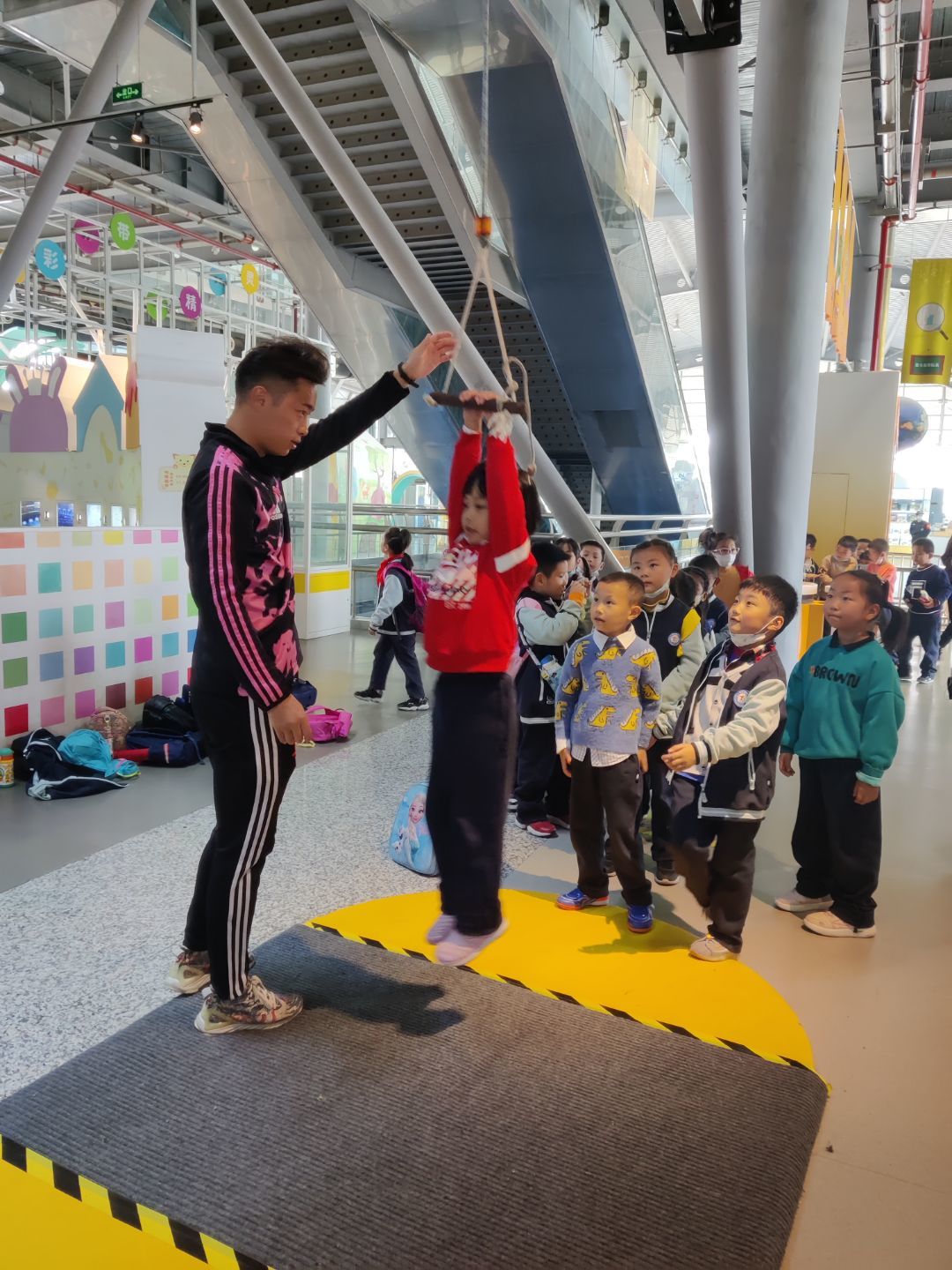 【正学丁三】雨花祭英烈 科技促发展_html_512e8aa8.jpg