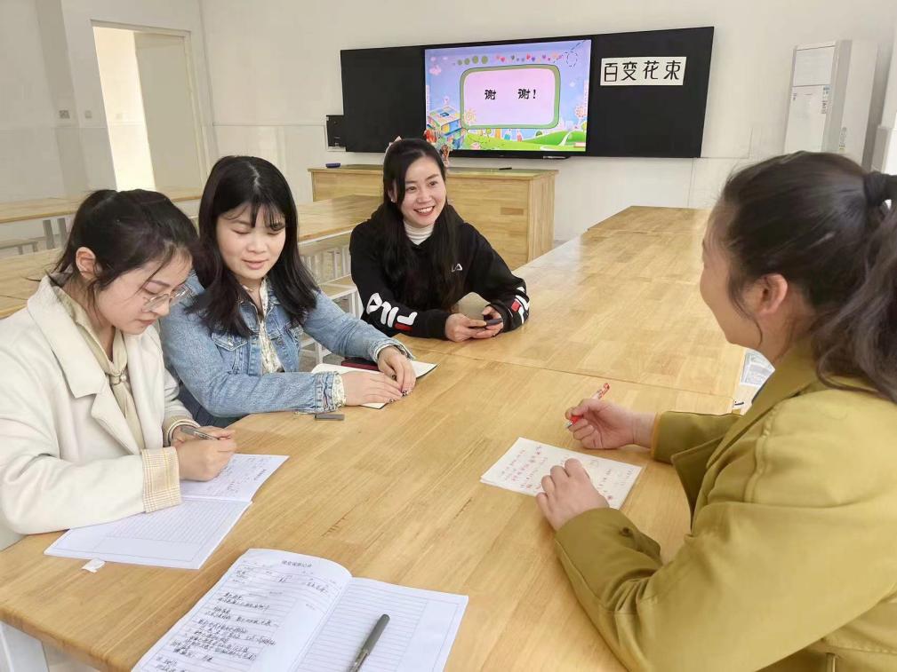 【正学丁三·教学】奇思妙想，巧手生花——南京市丁家庄第三小学美术特色课程活动侧记（一）_html_602b085d.jpg