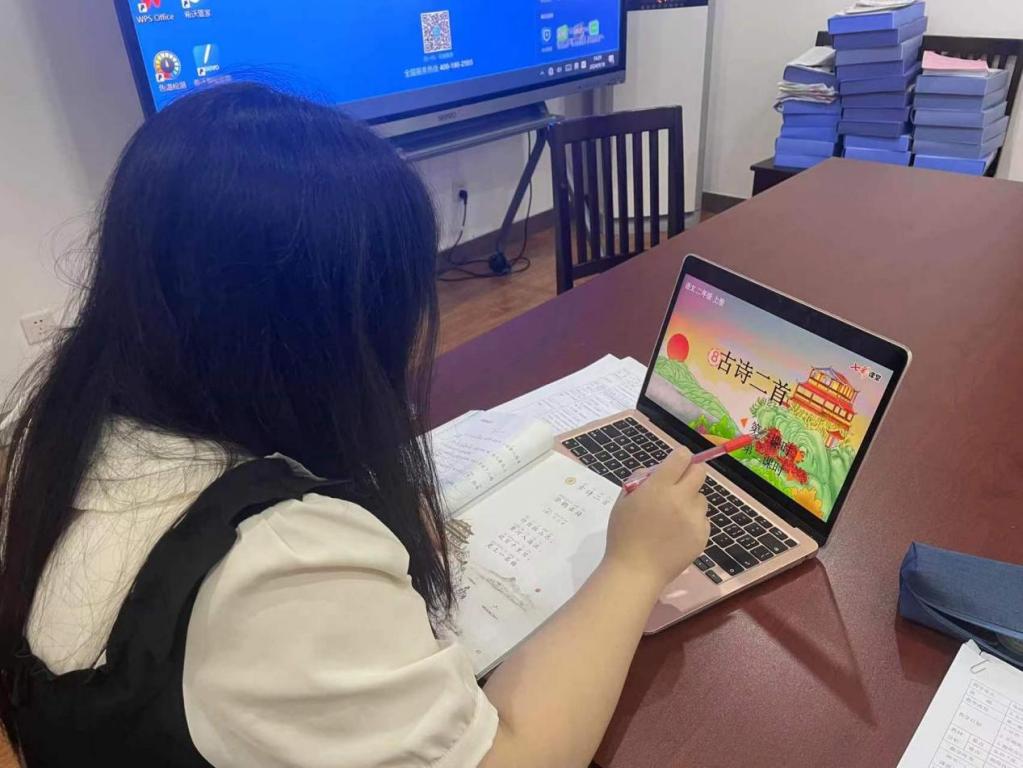 【正学丁三·教学】善研善教，勤思笃行——南京市丁家庄第三小学语文组低年段集体备课活动侧记(1)_html_e956b4b.jpg
