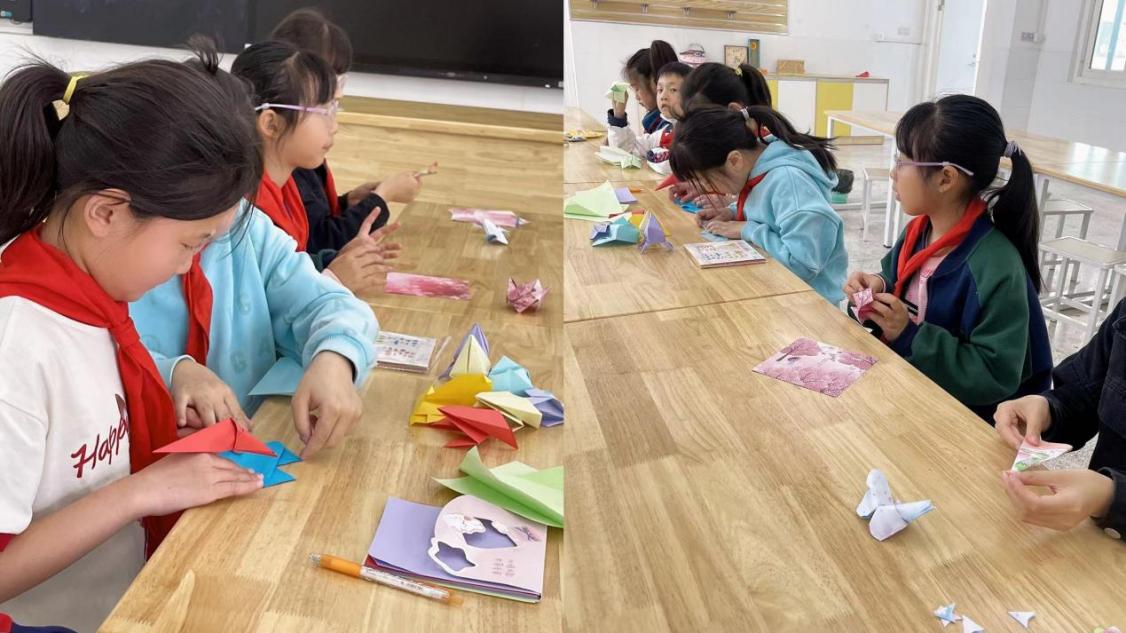 【正学丁三】巧手润心 御苑迎新——丁家庄第三小学“艺之独秀”嘉年华活动“御”苑中期考核活动侧记_html_m7f4db400.jpg