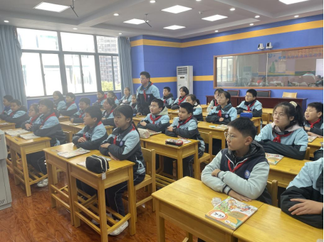 【正学丁三·教学】“语”时俱进,“研”无止境——南京市丁家庄第三小学语文组校本主题活动侧记502.png