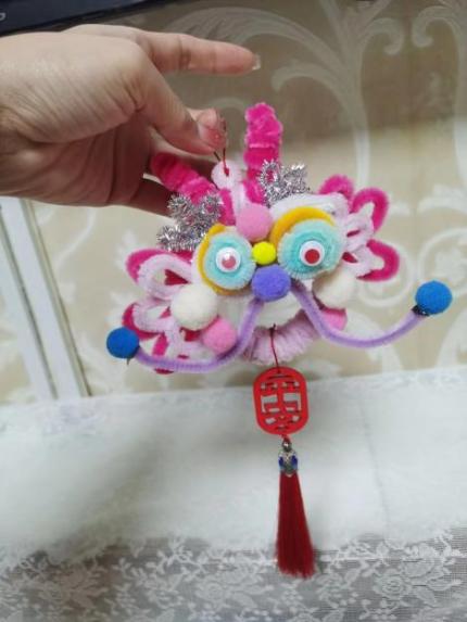 【正学丁三】巧手妙趣，喜迎龙年——丁家庄第三小学争做奇思妙想的“创意龙”主题活动侧记(1)_html_29fdc79c.jpg