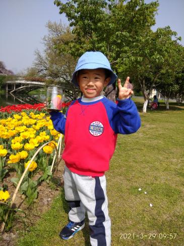 中一班春游新闻稿_html_342afa6b.jpg